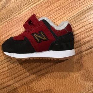 Infant New Balance sneakers in excellent condition